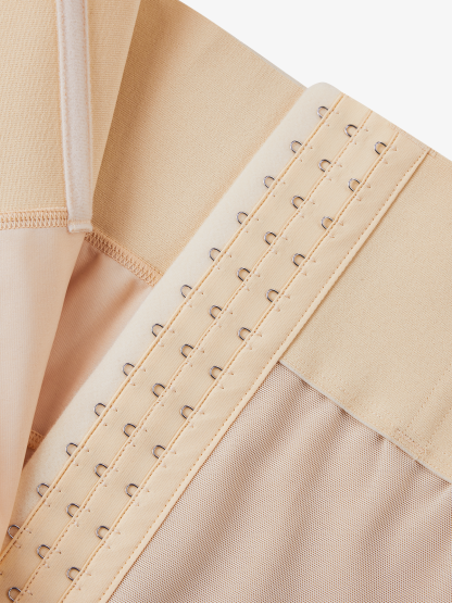 Culotte de contrôle du ventre à taille haute avec boucle avant et ouverture à l'entrejambe